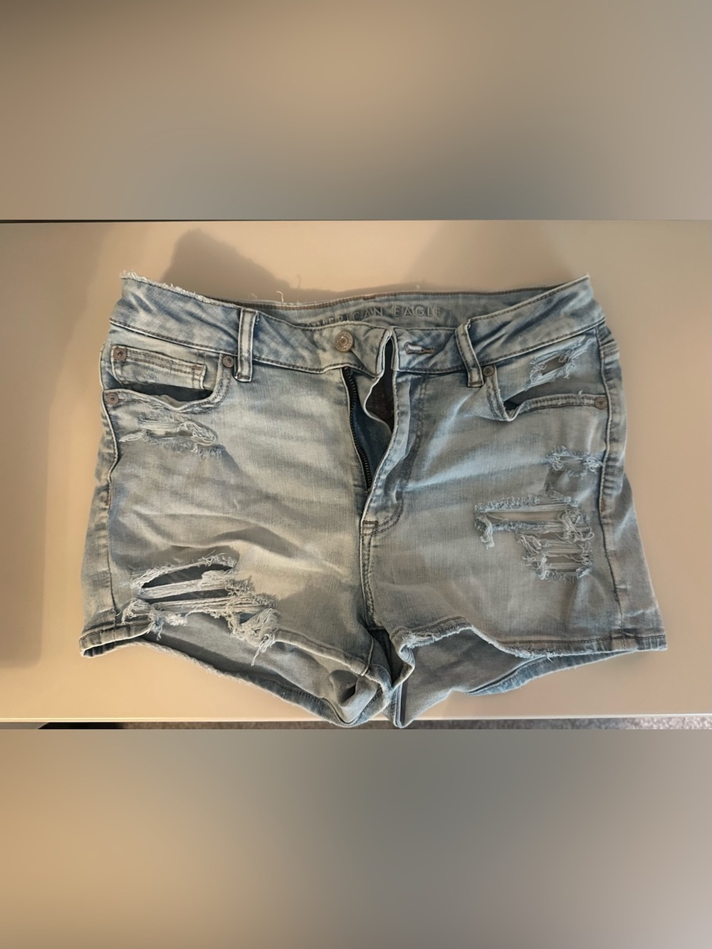 AE Next Level High-Waisted V-Rise Ripped Denim Short Short | NWOT